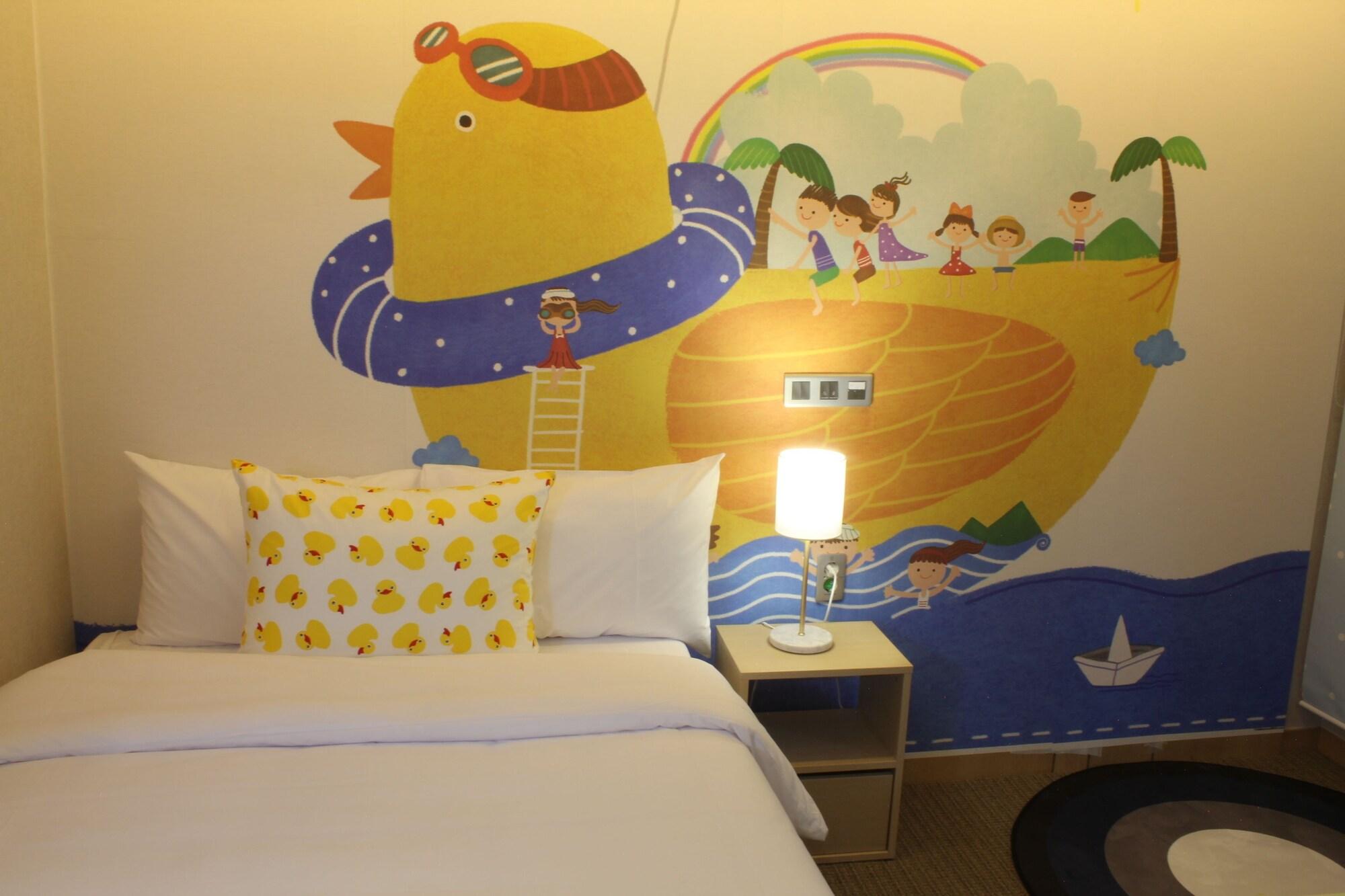 Royal Emporium Airport 4*