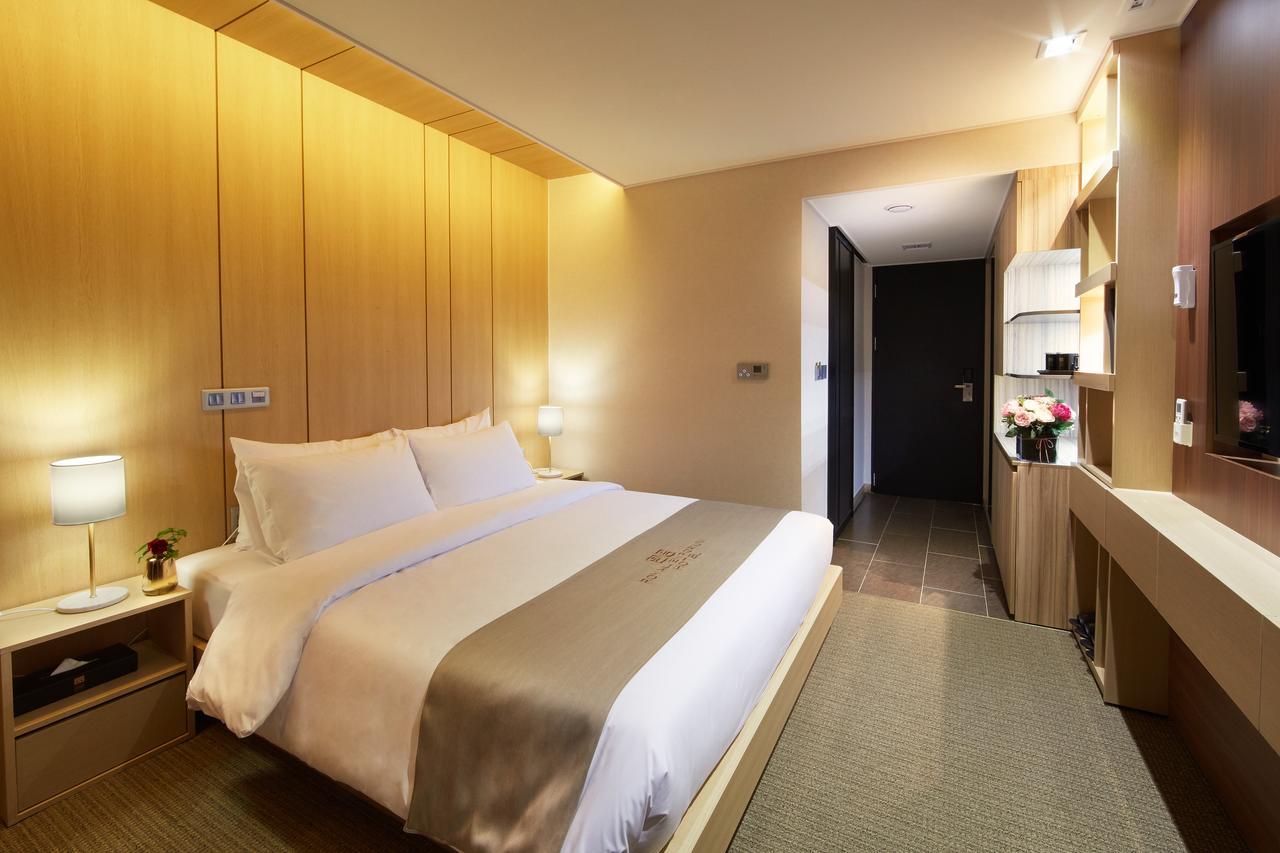 Royal Emporium Airport 4* Incheon